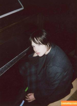 Sophie Thatcher photo #0280