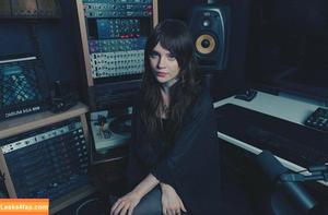 Sophie Thatcher photo #0284