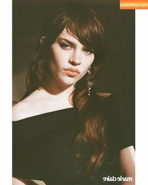 Sophie Thatcher photo #0289