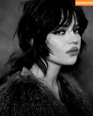 Sophie Thatcher photo #0296