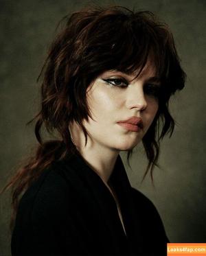 Sophie Thatcher photo #0303