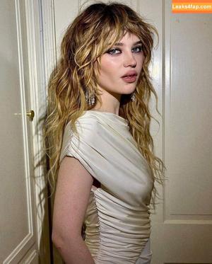 Sophie Thatcher photo #0313