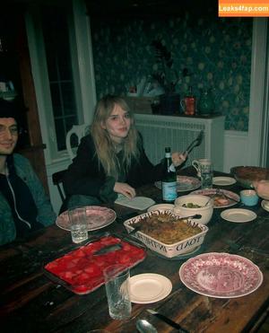 Sophie Thatcher photo #0401