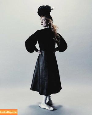 Sophie Thatcher photo #0411