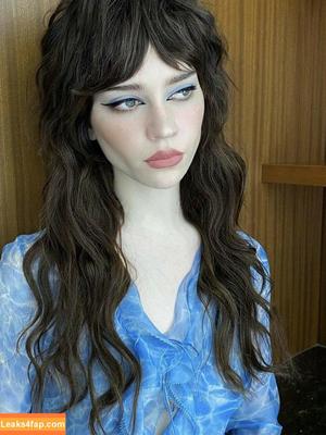 Sophie Thatcher photo #0422