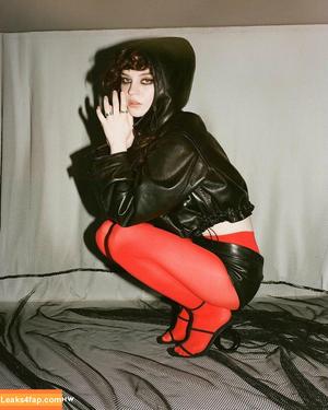 Sophie Thatcher photo #0442