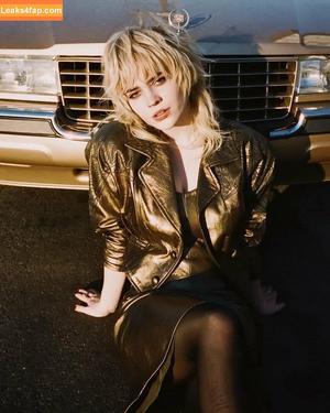 Sophie Thatcher photo #0451