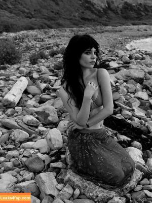 Sophie Thatcher photo #0697