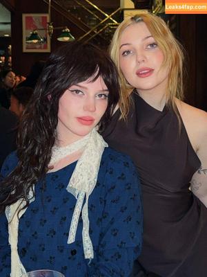 Sophie Thatcher фото #0715