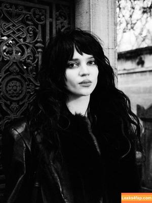 Sophie Thatcher photo #0726