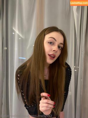 sophiebloomsfree photo #0020