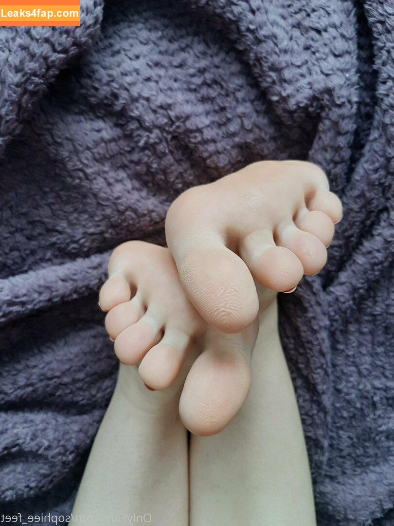 sophiee_feet / _sophiee_louisee leaked photo photo #0009