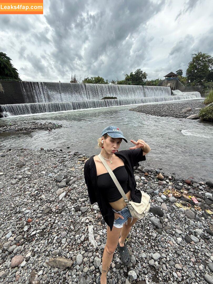 sophiemurr /  leaked photo photo #0002