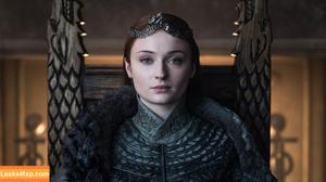 sophieturner фото #0020