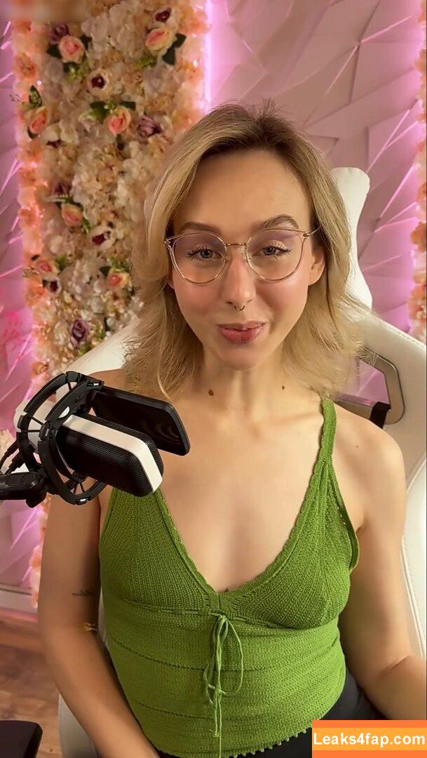 sophiexelisabeth /  leaked photo photo #0004