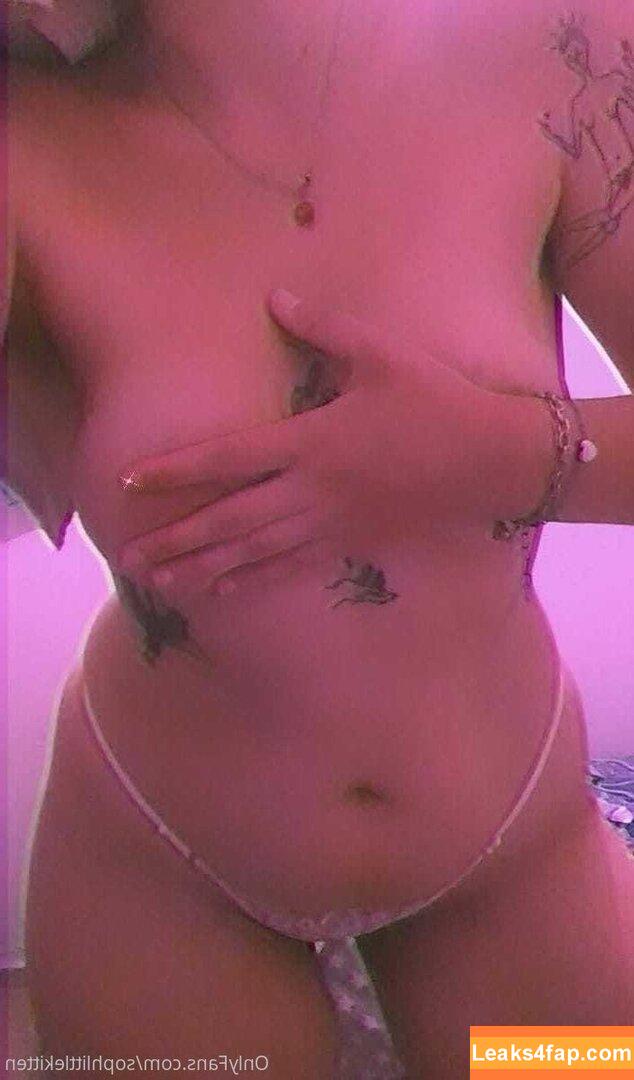 sophlittlekitten /  leaked photo photo #0011