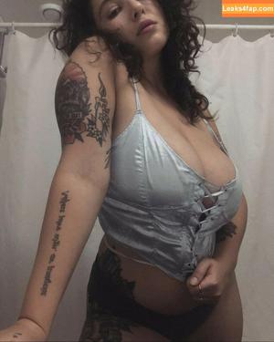 Sophoulla photo #0026