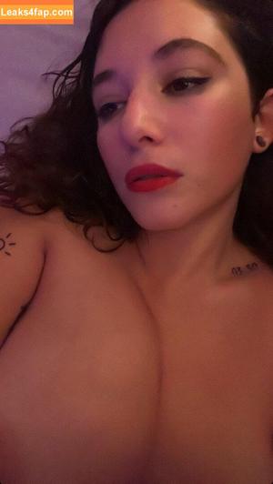 Sophoulla photo #0037