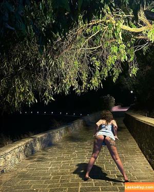 Sophoulla photo #0269