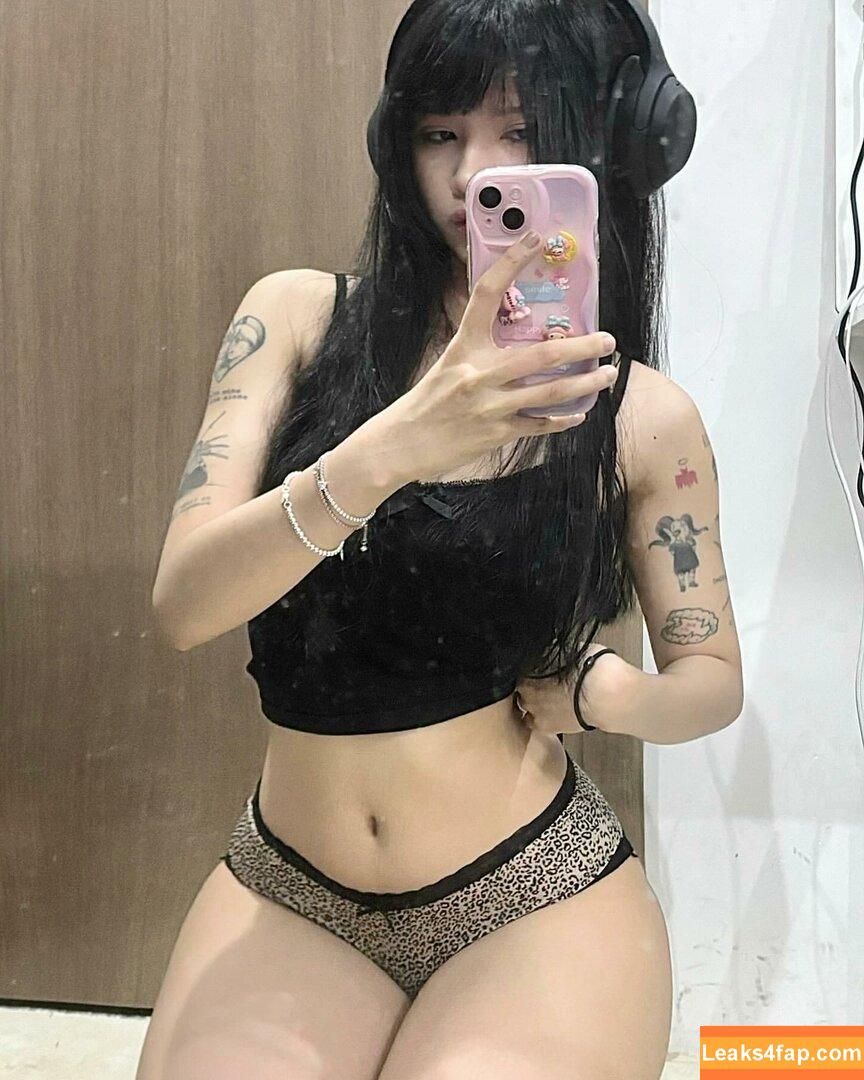 sorrylylyy /  слитое фото фото #0113