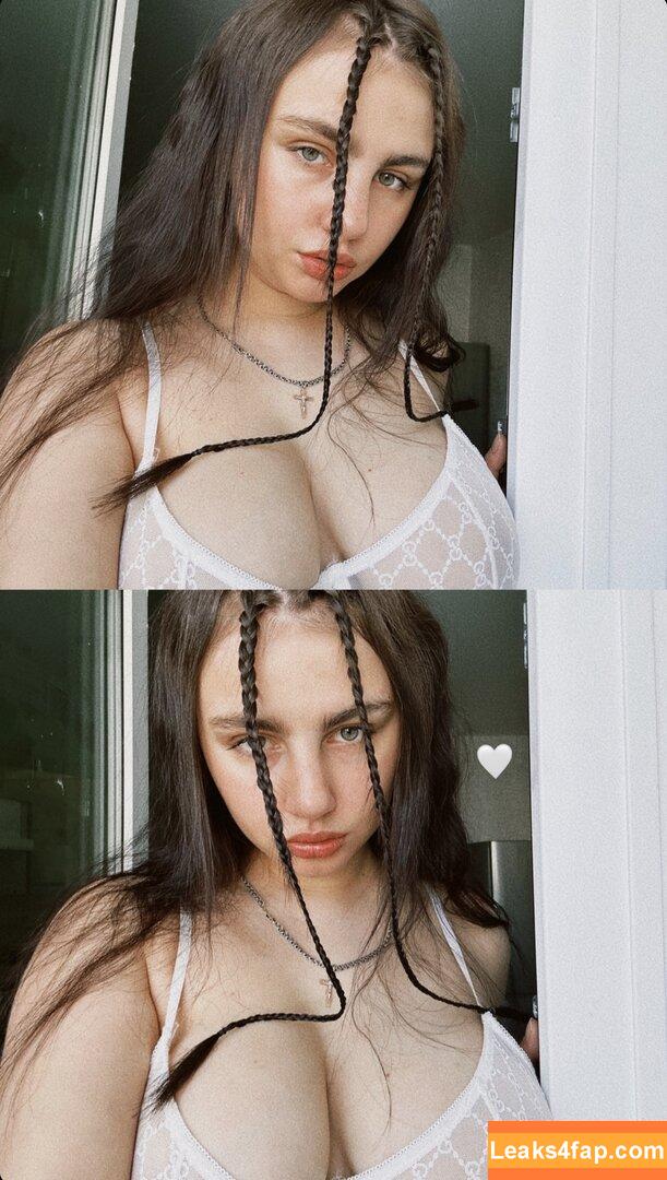 Soska_117 / Milk Meme Girl / cybersoska / karina_kostina_27 leaked photo photo #0021