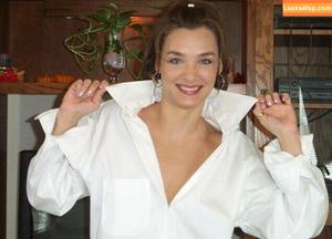 Southern-Charms Reese photo #0054