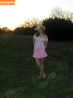 Southern-Charms Reese photo #0751