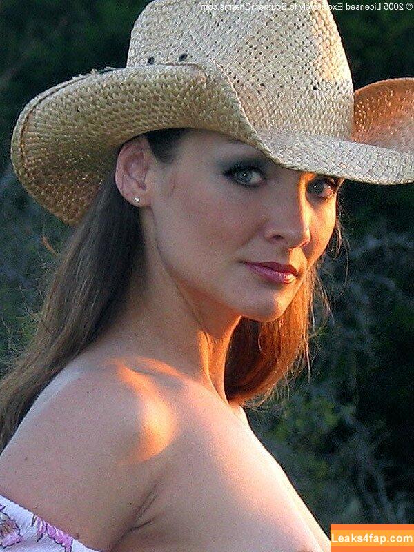 Southern-Charms Reese /  leaked photo photo #2502