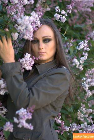 Southern Charms photo #0250