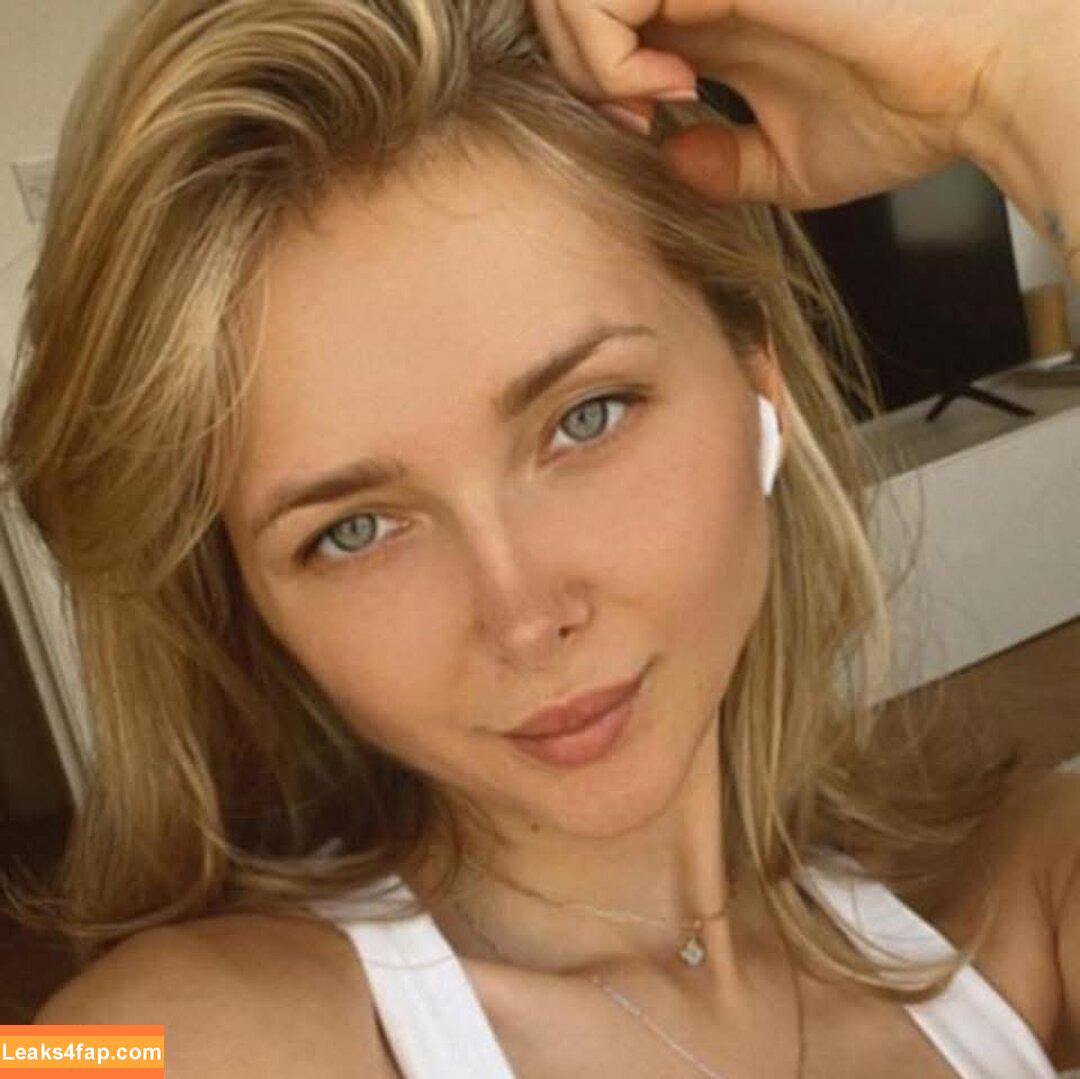 Sovakris / sova.kris leaked photo photo #0002