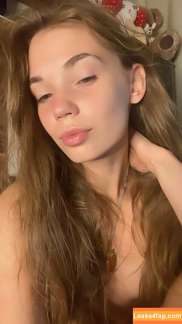 sowa.valeri / SowaValeri / Steklova Essenia / teasingsister leaked photo photo #0189