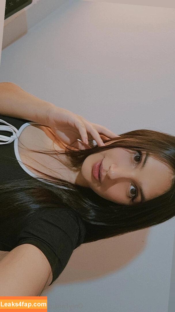 soyjulieth.1 /  leaked photo photo #0013