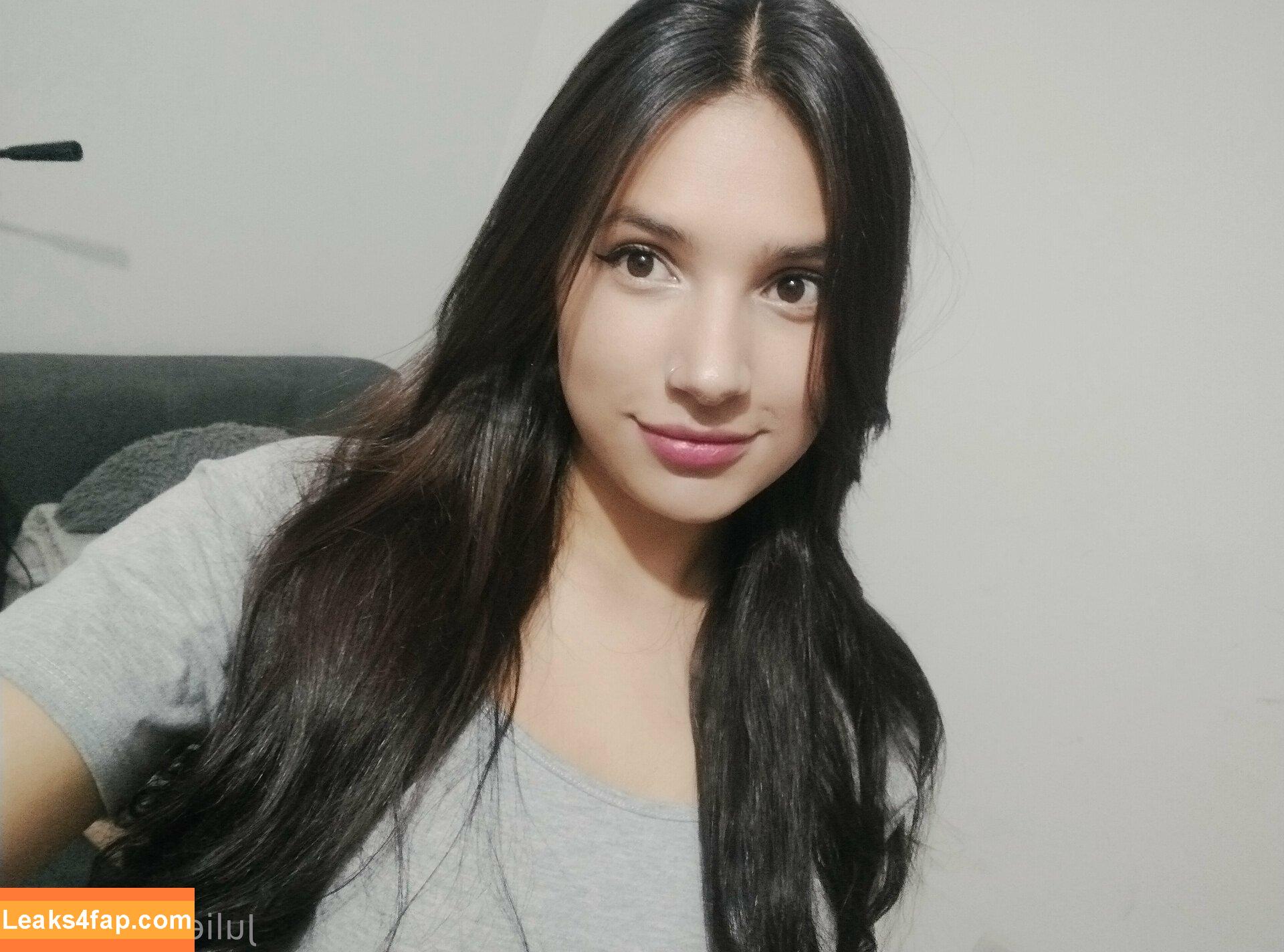 soyjulieth.1 /  leaked photo photo #0025