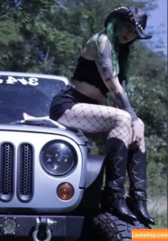 Sp00Kysquirrel / Victoria Ryann leaked photo photo #0011