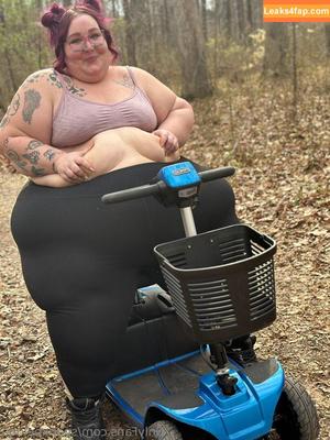 spanxbeluga photo #0088