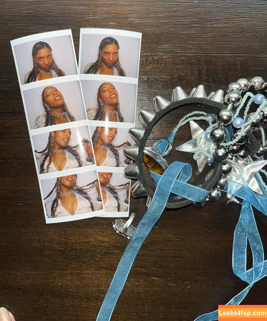 Spellling / Chrystia Cabral leaked photo photo #0032