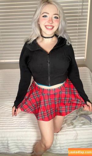 spicyandfree photo #0010