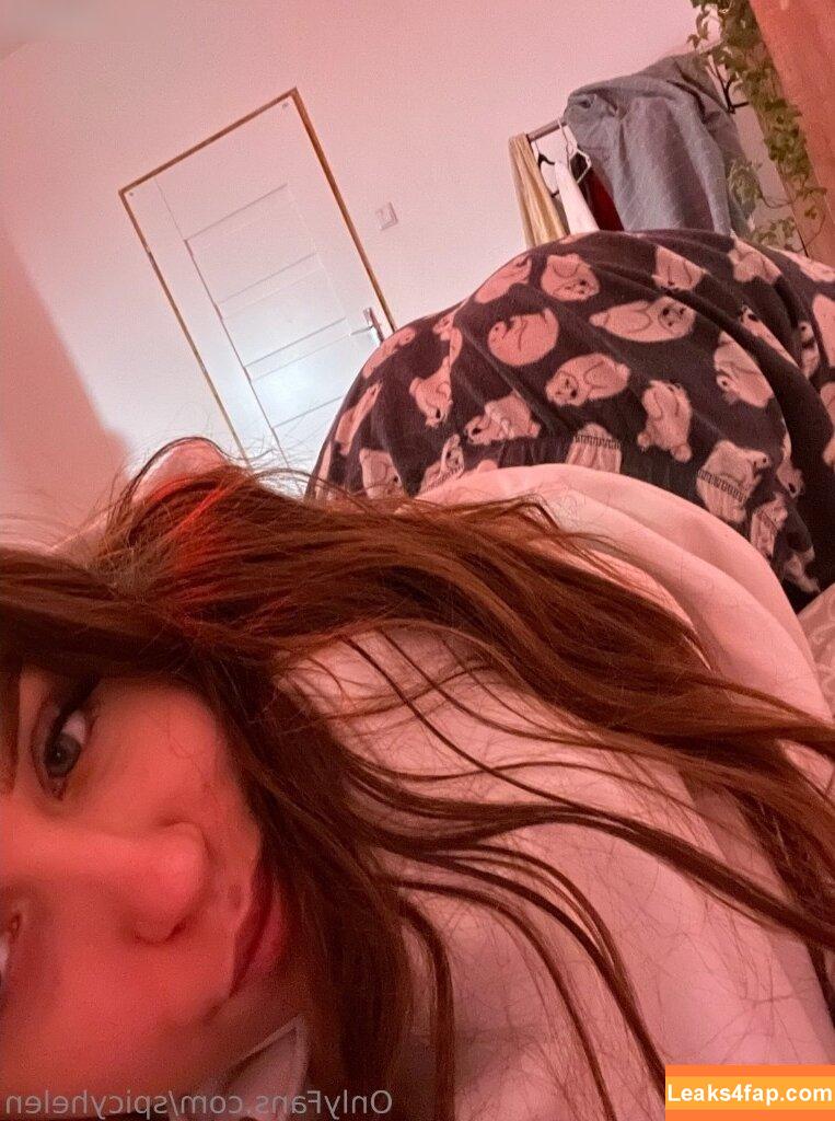 Spicyhelen /  leaked photo photo #0004