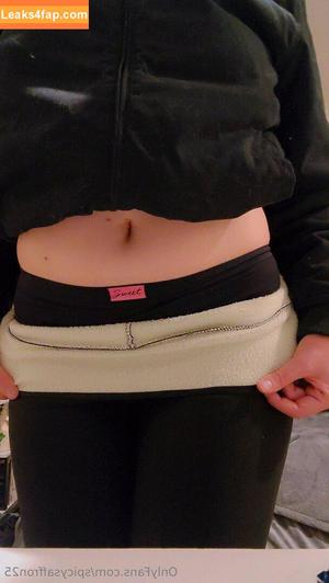 spicysaffron25 photo #0006