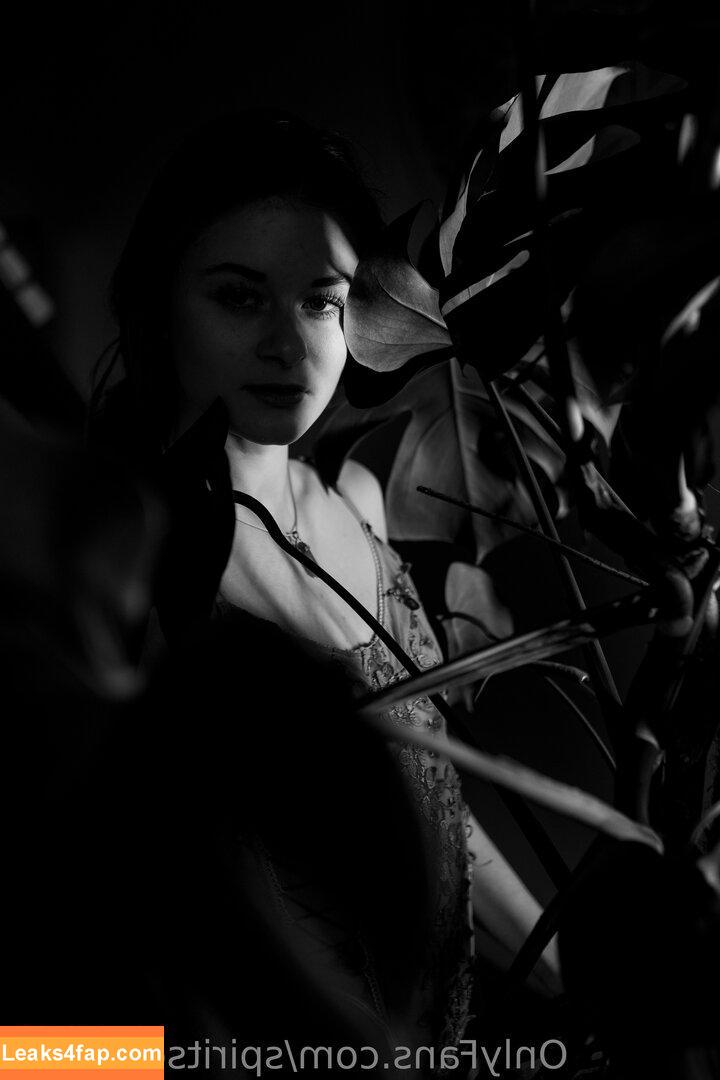 spiritsofnature /  leaked photo photo #0019