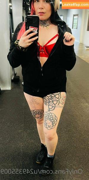 split.girl photo #0009