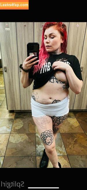 split.girl photo #0015