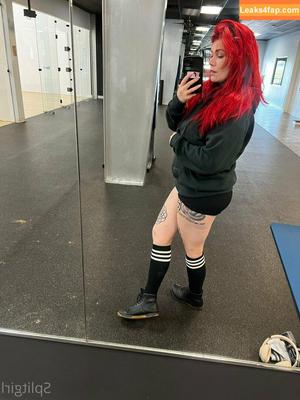 split.girl photo #0044