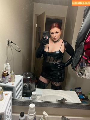 split.girl photo #0110