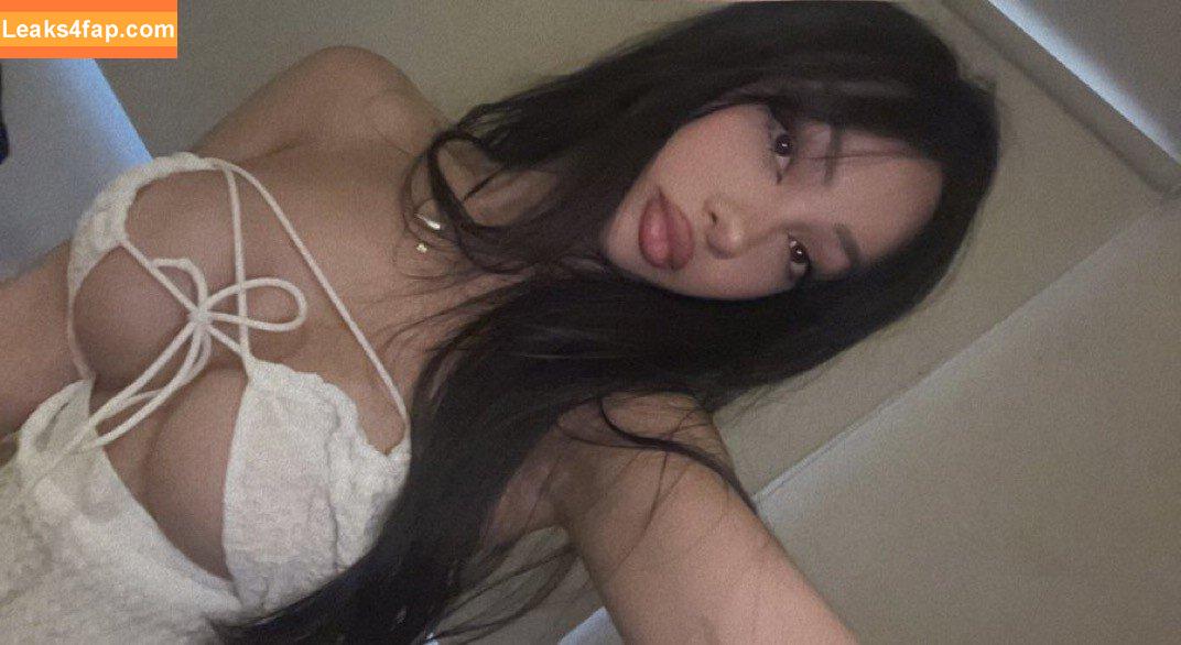 spoilkiara /  leaked photo photo #0005