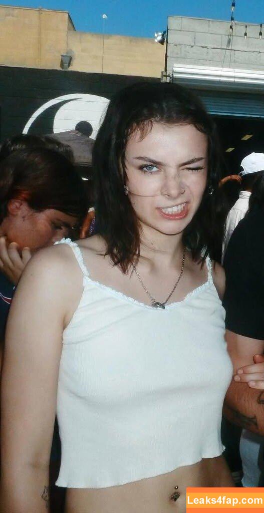 squidney_helen / https: leaked photo photo #0007