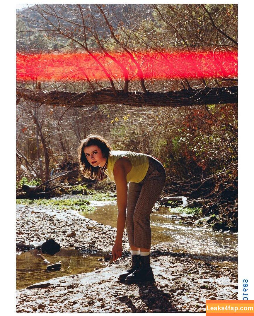 squidney_helen / https: leaked photo photo #0012