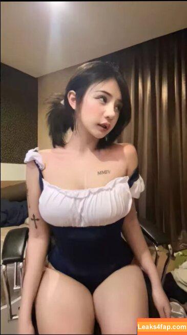 SS95577233 / SS95578233 / phoenix_peach / 入🚪私信只回复口令红包 leaked photo photo #0033