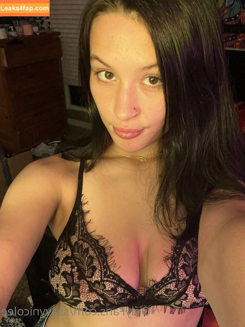 ssavynicolee / adoreesavv leaked photo photo #0010