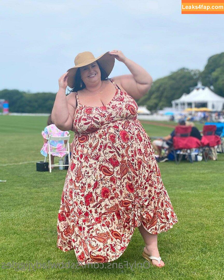 ssbbwladyjiggles /  leaked photo photo #0139